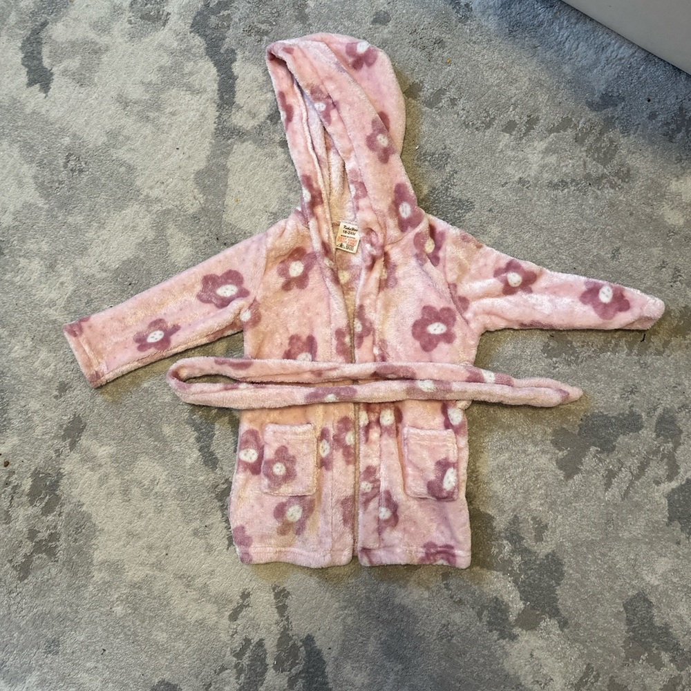 Cozy Pink Floral Kids Robe